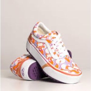 #52 Vans Old Skool Stacked Platform Sneaker in Uv Ink peace